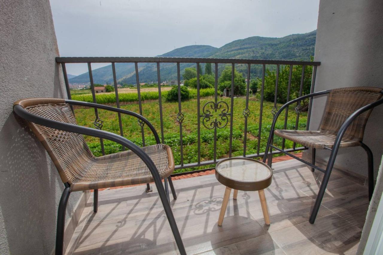 Vinarija "Delmo" Apartments Trebinje Exterior photo